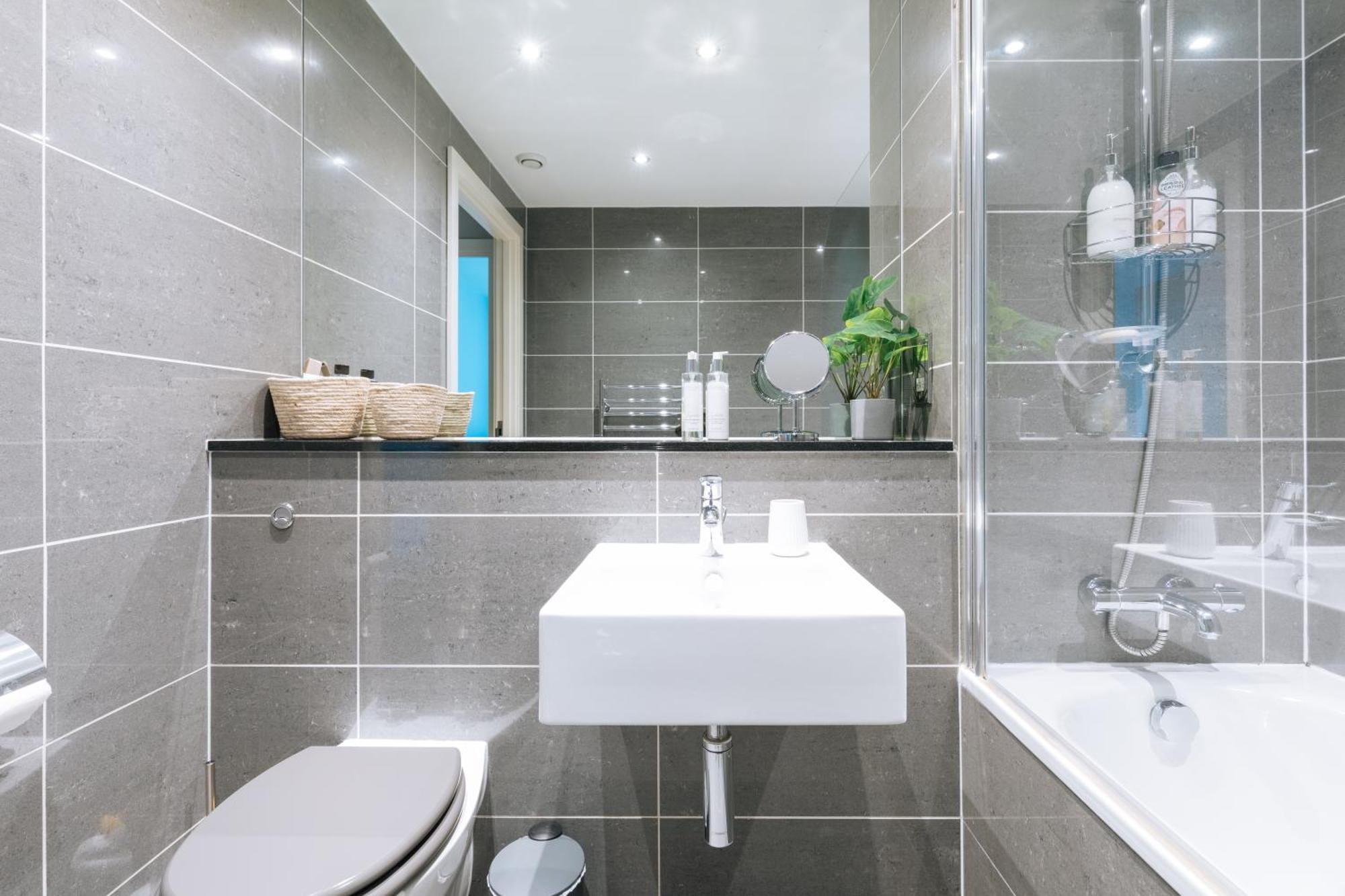 Leilighet Contemporary 1bd Flat - Centre!